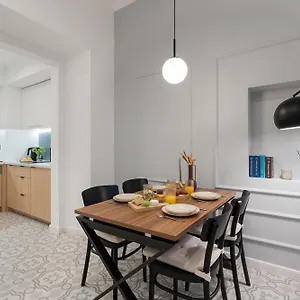  Apartamento Sleeping In Main Market Polonia