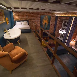 Hostel Moho L, Vratislav
